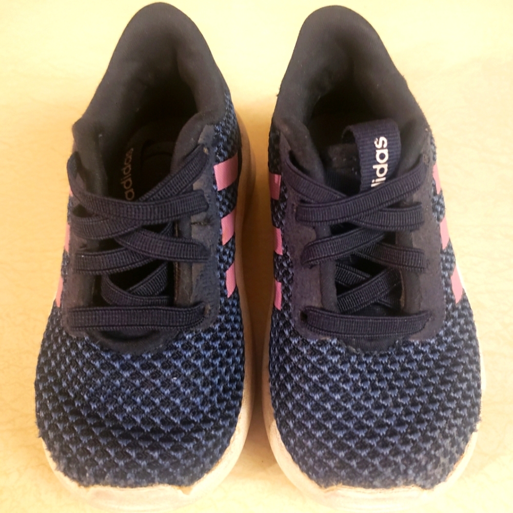 ADIDAS Toddler Racer TR21 Slipons Size 5